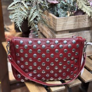 Bolso tachas💿
